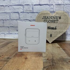 NIIMBOT B31 Label Maker Machine, 3 Inch Portable Label Printer Thermal Sticker